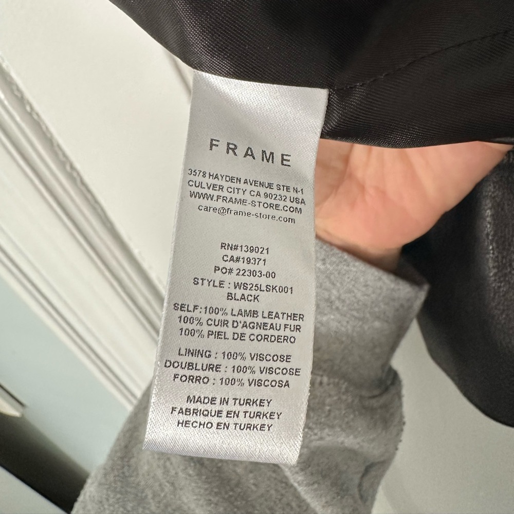 Frame Women The Leather Cargo Skirt Size 4 Black Mini NEW - Picture 13 of 14